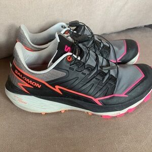 Salomon pink thundercross